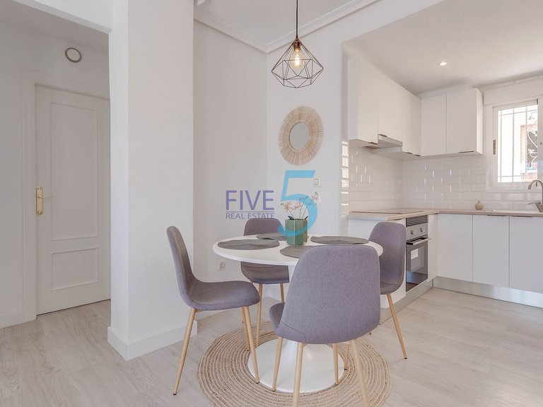 Apartment for Sale in Alicante, Valencia 7