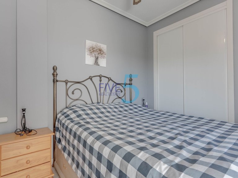 Apartment for Sale in Alicante, Valencia 10