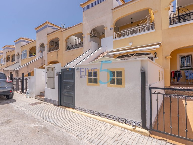 Apartment for Sale in Alicante, Valencia 27
