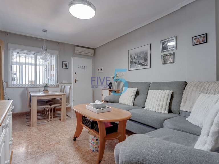 Apartment for Sale in Alicante, Valencia 6
