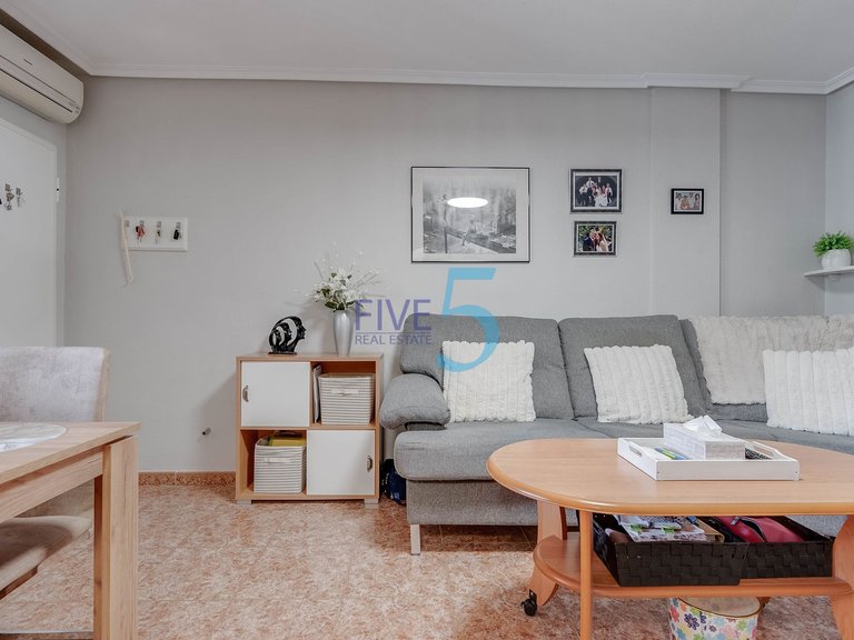 Apartment for Sale in Alicante, Valencia 7