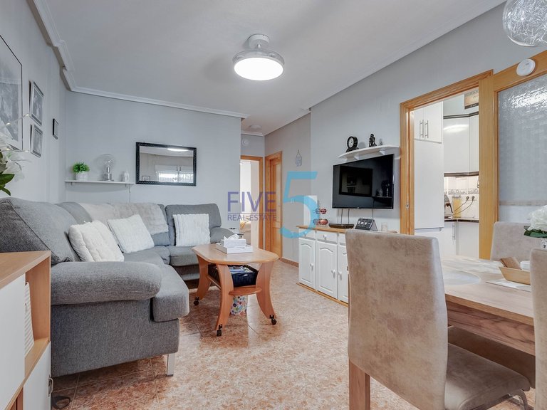 Apartment for Sale in Alicante, Valencia 5