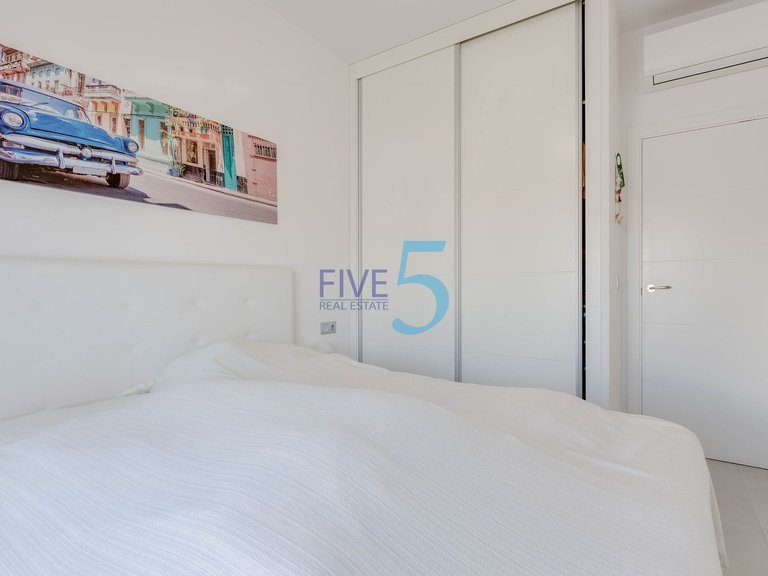 Apartment for Sale in Alicante, Valencia 13