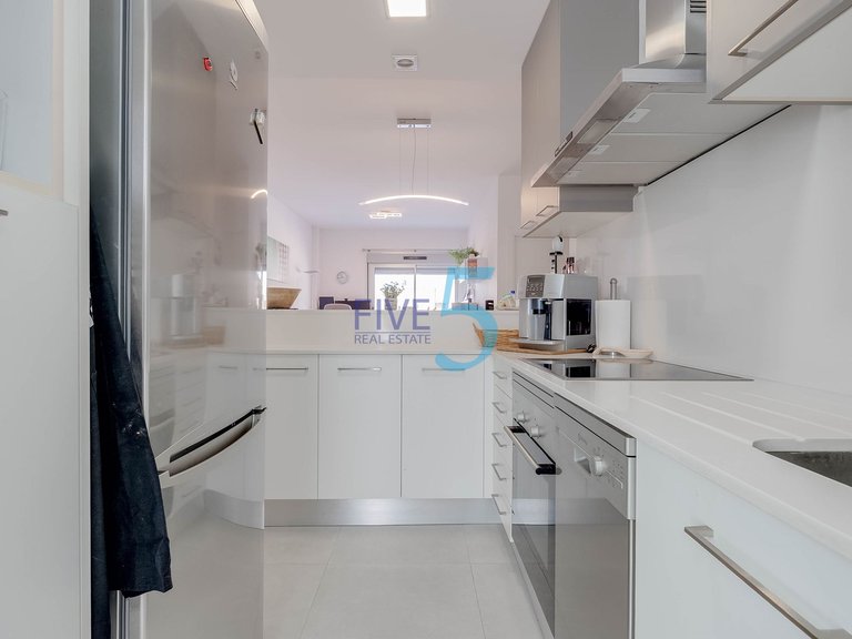 Apartment for Sale in Alicante, Valencia 9
