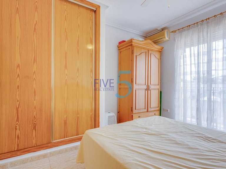Villa for Sale in Alicante, Valencia 13