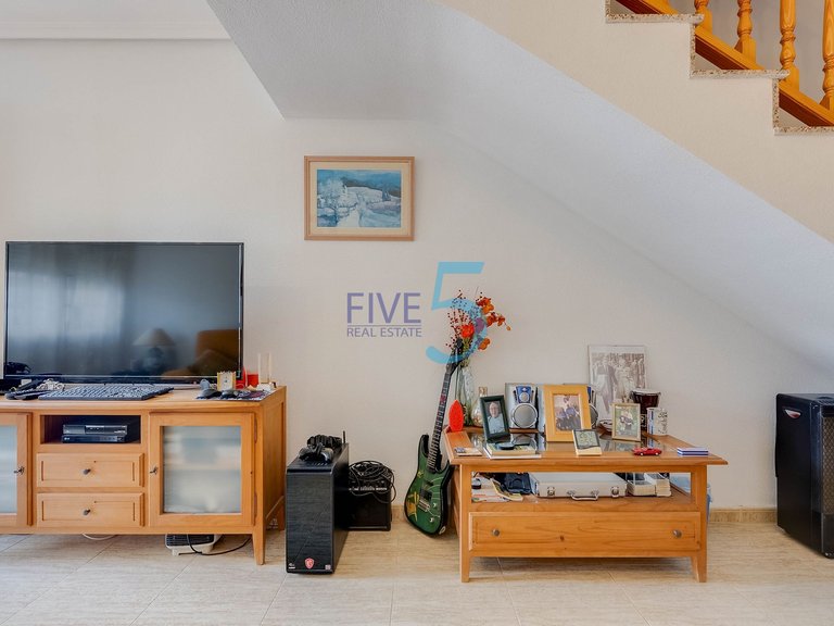 Villa for Sale in Alicante, Valencia 4