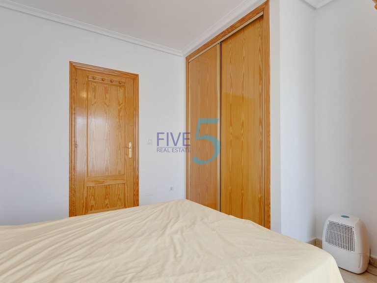 Villa for Sale in Alicante, Valencia 12