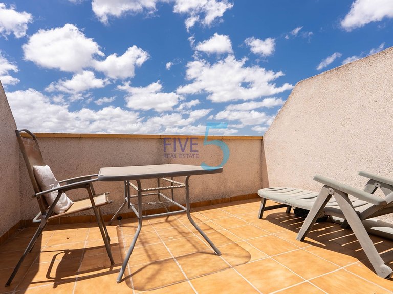 Villa for Sale in Alicante, Valencia 23