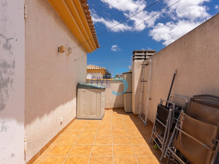 Villa for Sale in Alicante, Valencia 22