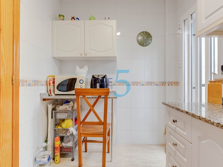 Villa for Sale in Alicante, Valencia 7