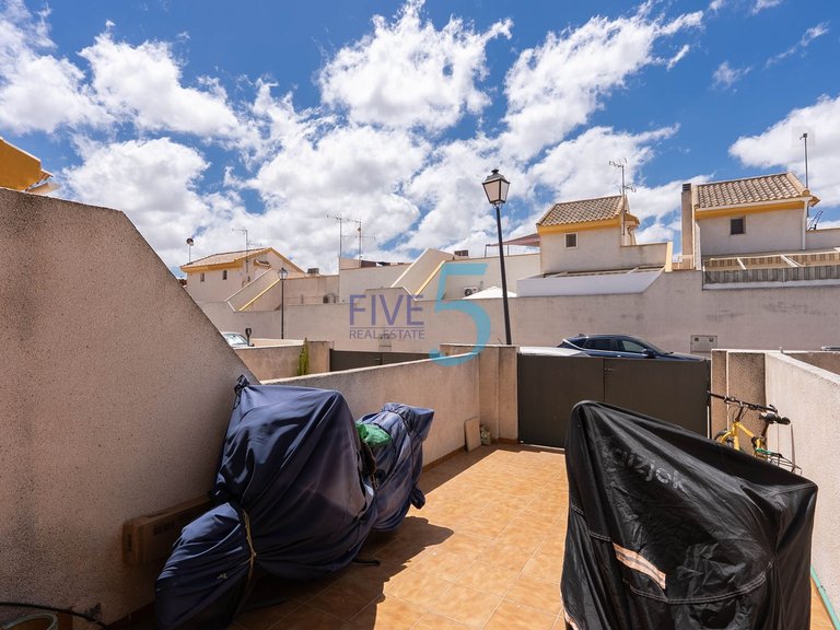 Villa for Sale in Alicante, Valencia 19