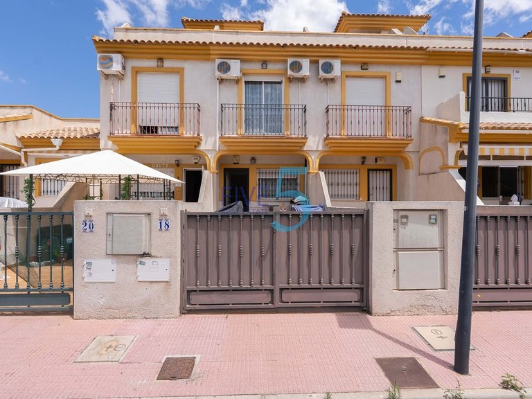 Villa for Sale in Alicante, Valencia 1