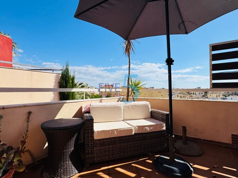 Villa for Sale in Alicante, Valencia 18