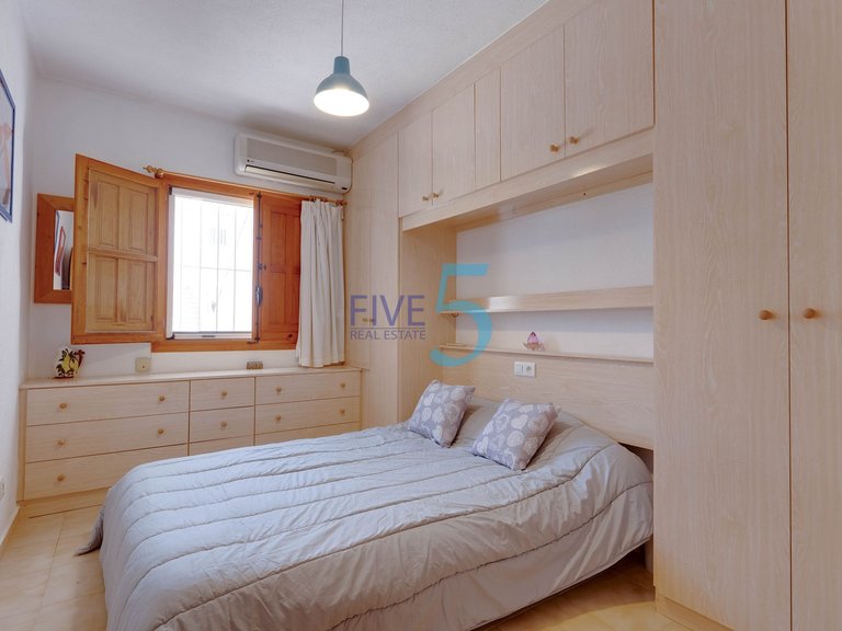 Apartment for Sale in Alicante, Valencia 10