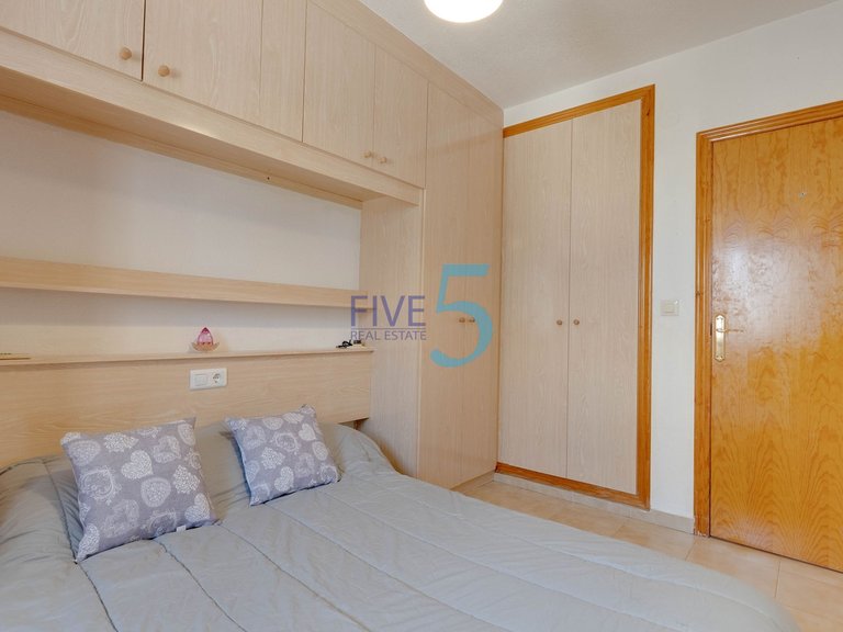 Apartment for Sale in Alicante, Valencia 11