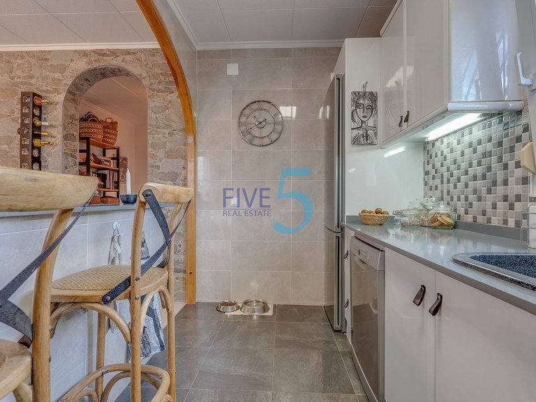 Villa for Sale in Alicante, Valencia 9