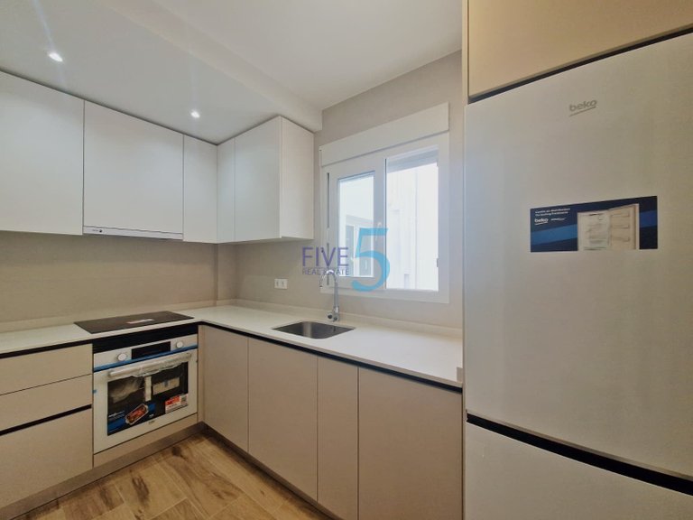 Apartment for Sale in Alicante, Valencia 3