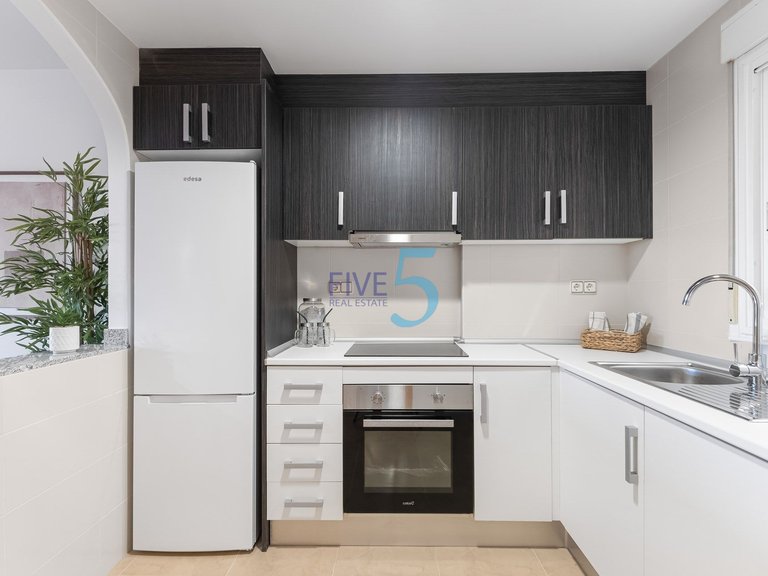 Apartment for Sale in Alicante, Valencia 38