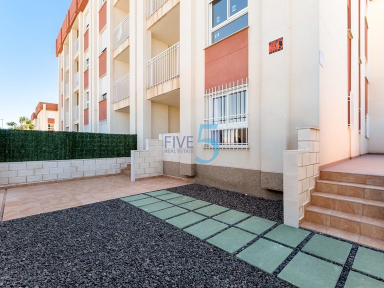 Apartment for Sale in Alicante, Valencia 5