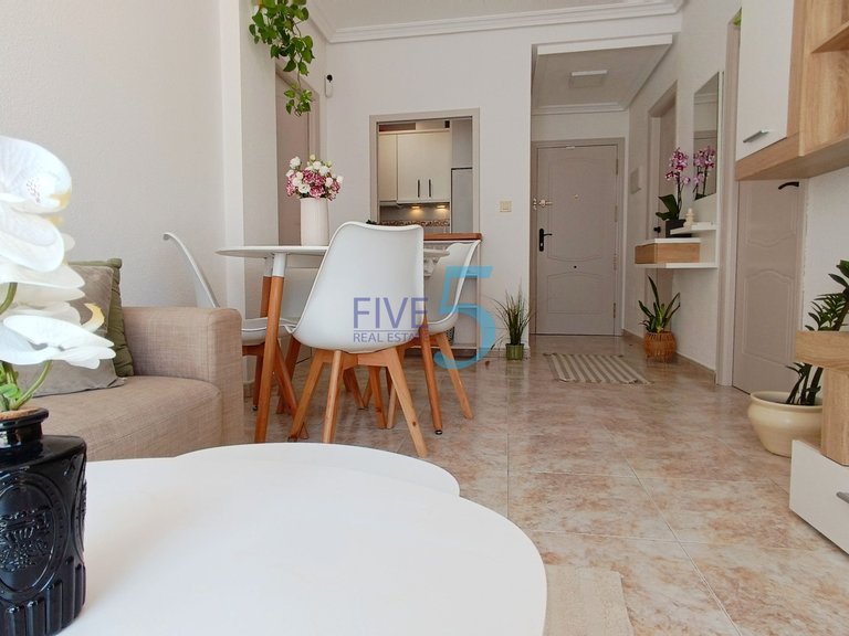Apartment for Sale in Alicante, Valencia 16