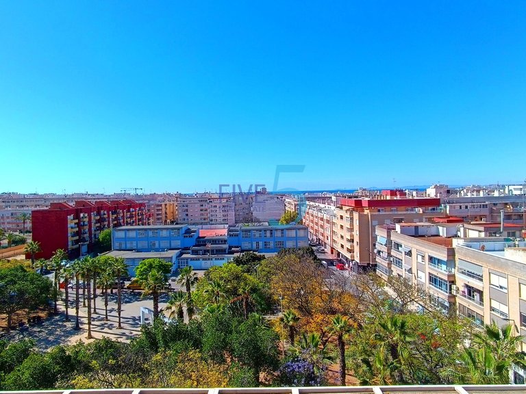 Apartment for Sale in Alicante, Valencia 25