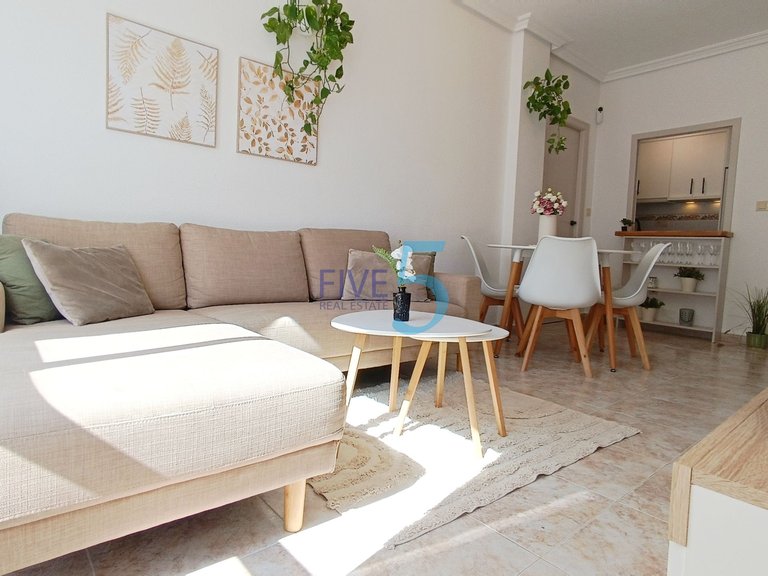 Apartment for Sale in Alicante, Valencia 3