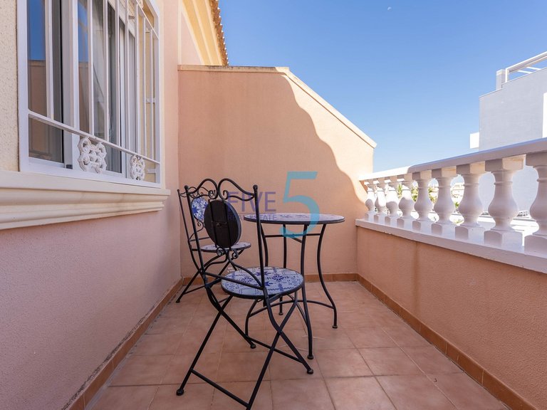 Villa for Sale in Alicante, Valencia 19