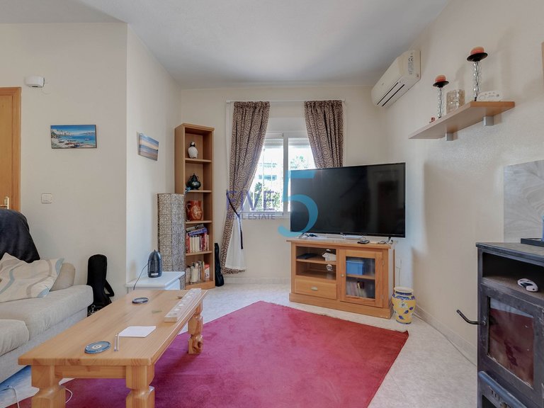 Villa for Sale in Alicante, Valencia 4