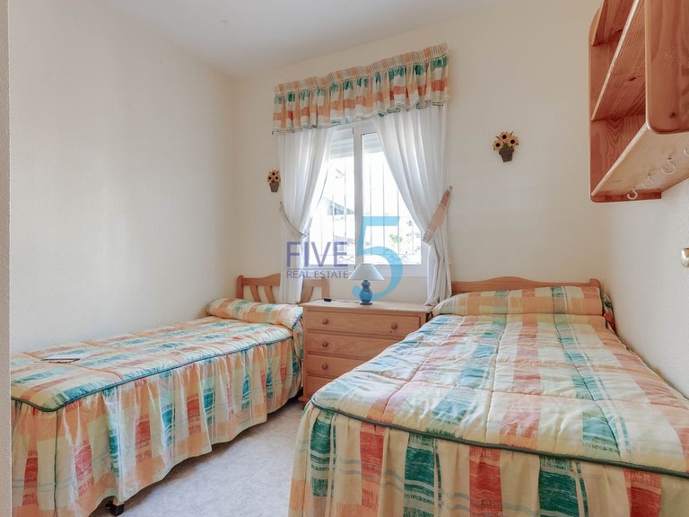 Villa for Sale in Alicante, Valencia 17