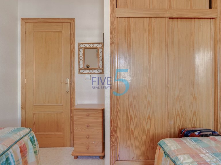 Villa for Sale in Alicante, Valencia 18