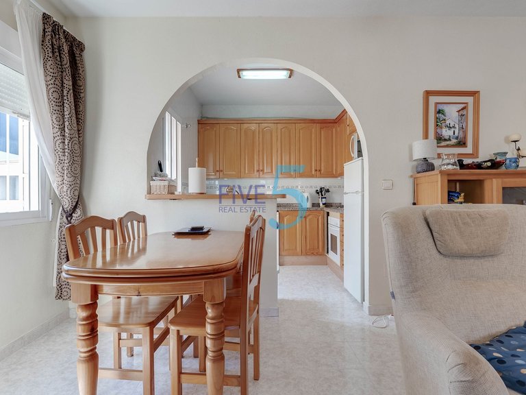 Villa for Sale in Alicante, Valencia 8