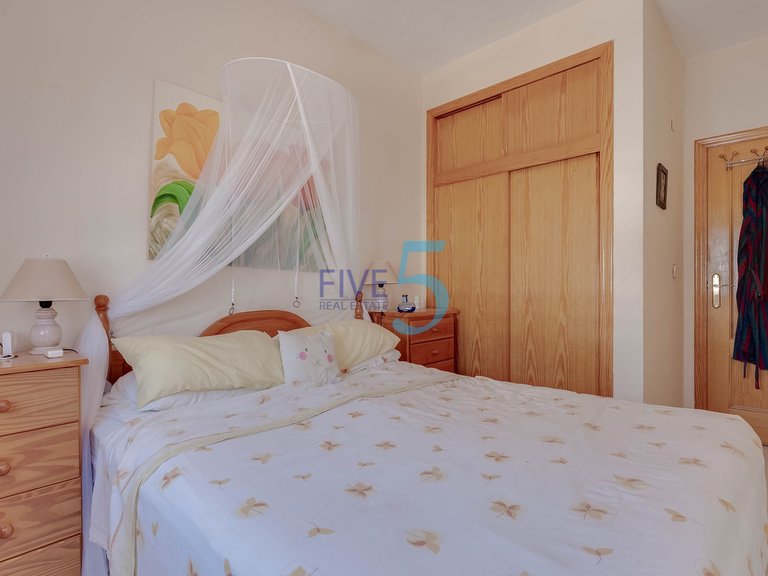 Villa for Sale in Alicante, Valencia 12