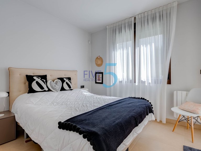Apartment for Sale in Alicante, Valencia 14