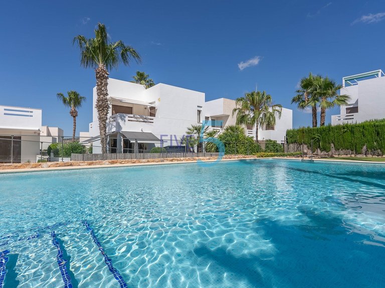 Apartment for Sale in Alicante, Valencia 2