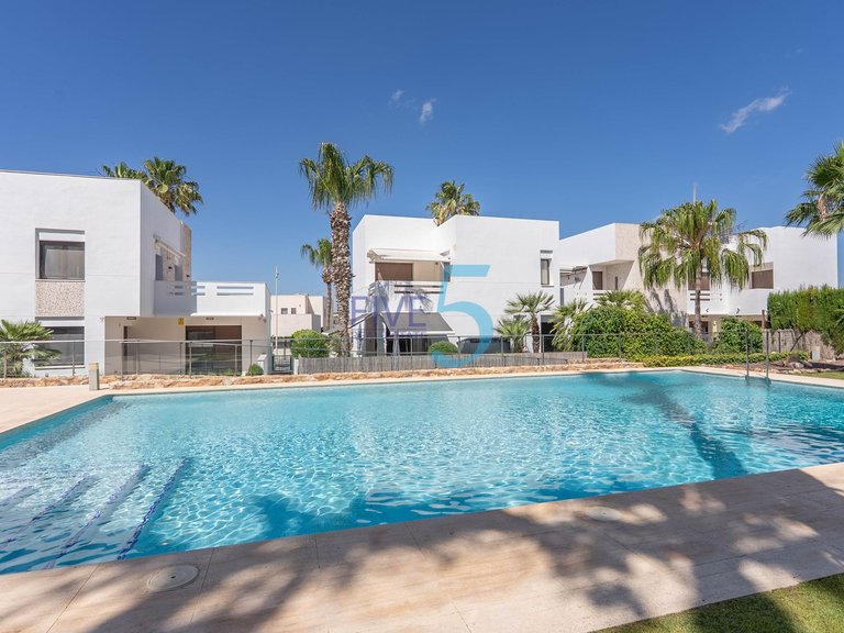 Apartment for Sale in Alicante, Valencia 28