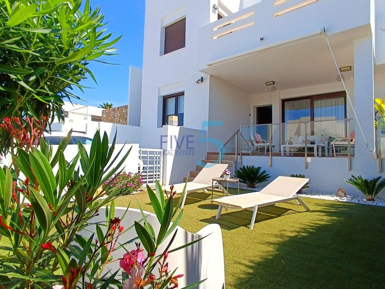 Apartment for Sale in Alicante, Valencia 5