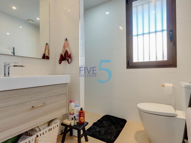 Apartment for Sale in Alicante, Valencia 20