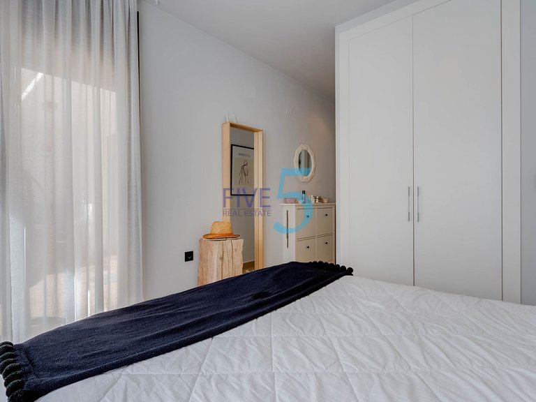 Apartment for Sale in Alicante, Valencia 15