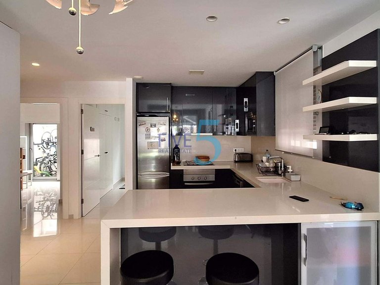 Apartment for Sale in Alicante, Valencia 3