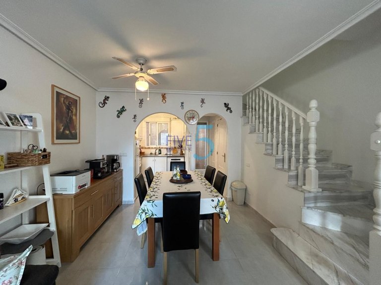 Villa for Sale in Alicante, Valencia 3