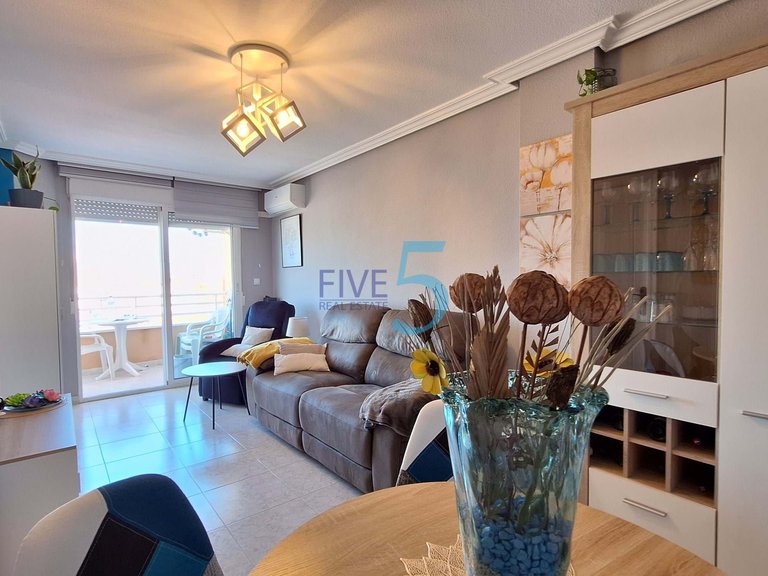 Apartment for Sale in Alicante, Valencia 1