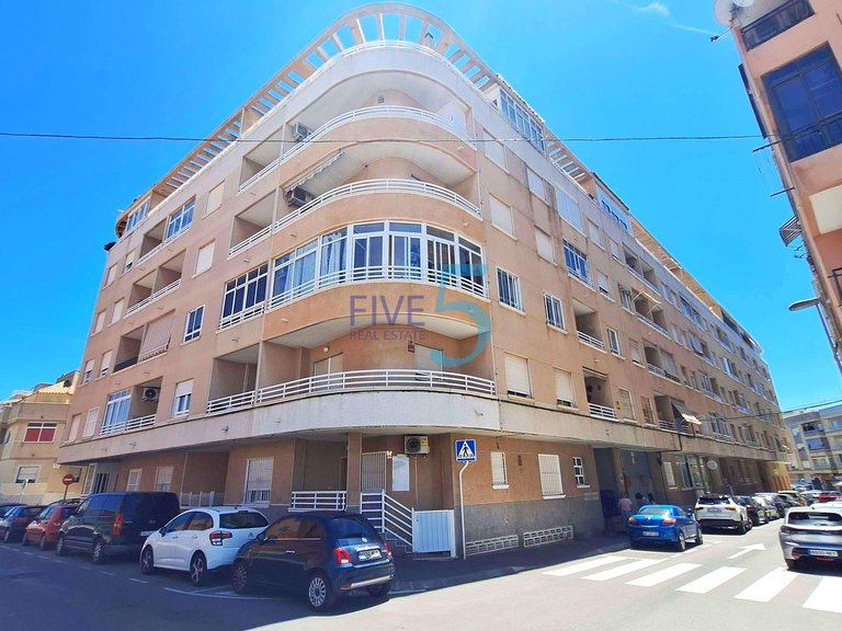 Apartment for Sale in Alicante, Valencia 2