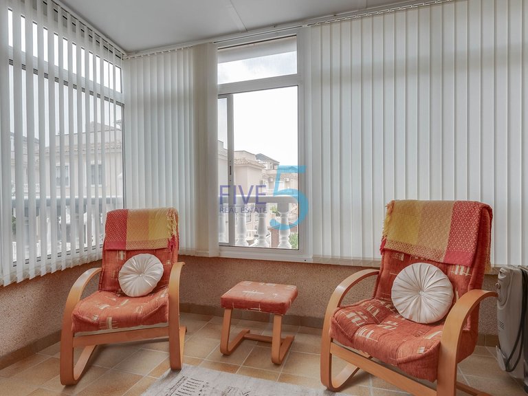 Villa for Sale in Alicante, Valencia 16