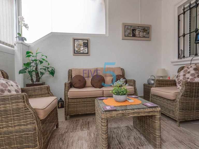 Villa for Sale in Alicante, Valencia 4