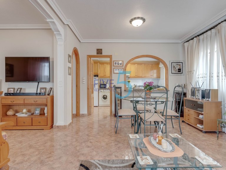 Villa for Sale in Alicante, Valencia 5