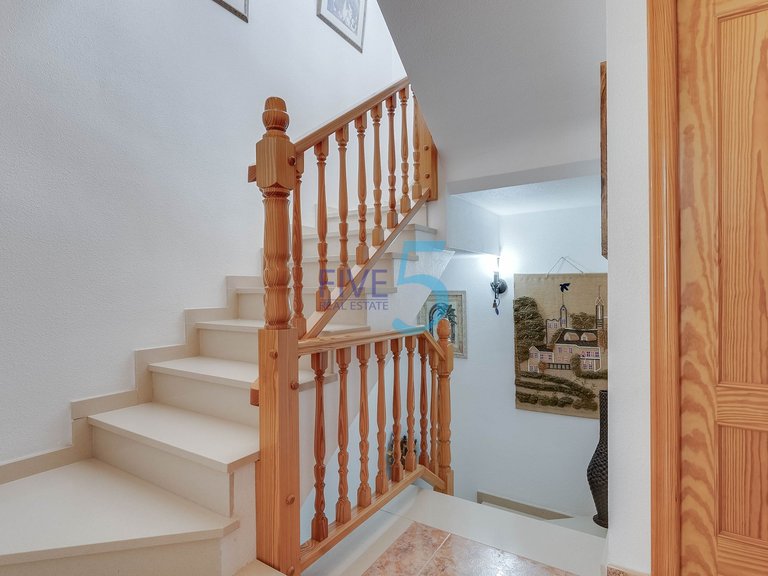 Villa for Sale in Alicante, Valencia 23
