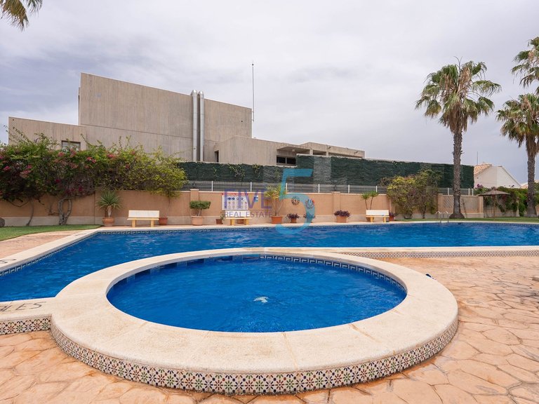 Villa for Sale in Alicante, Valencia 33
