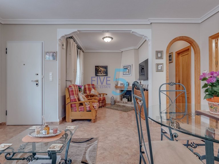 Villa for Sale in Alicante, Valencia 8