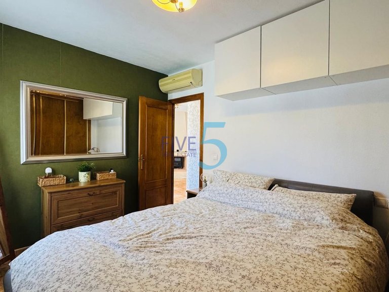 Apartment for Sale in Alicante, Valencia 12