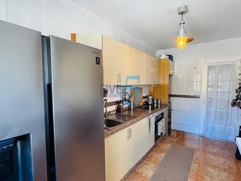 Apartment for Sale in Alicante, Valencia 5